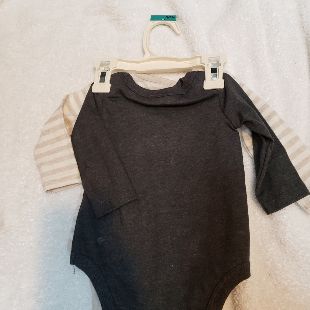 Baby bodysuits